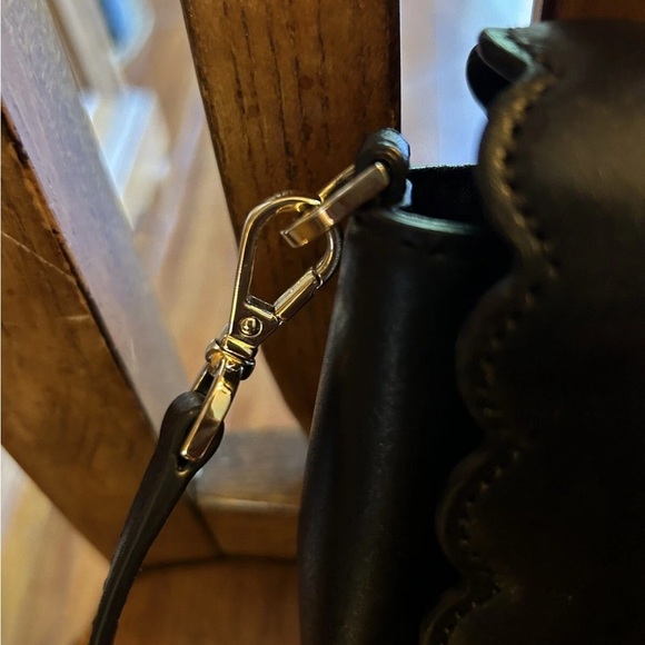 Michael Kors Mindy Medium Convertible Satchel Crossbody Bag - Picture 4 of 16